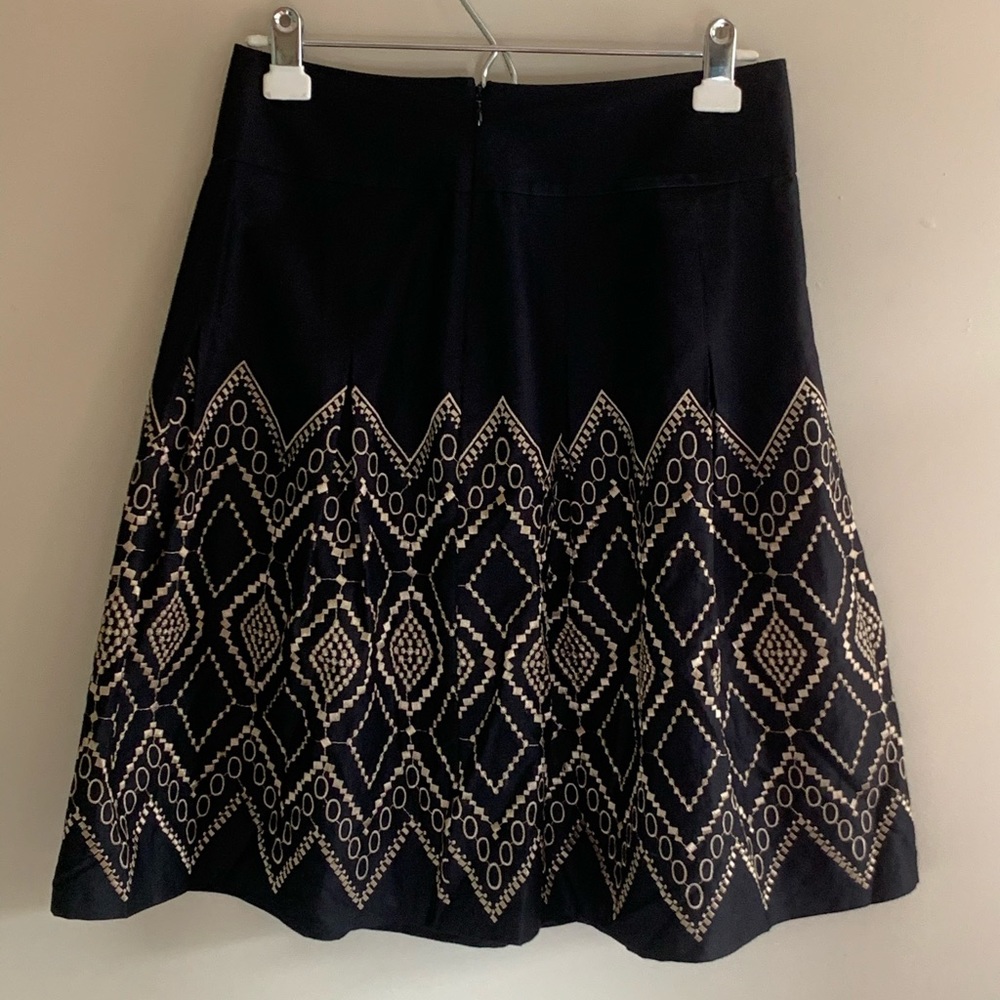 Pleated Geometric Pattern Skirt